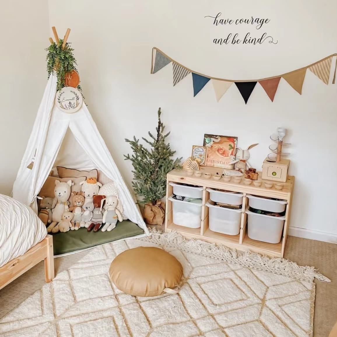 Play Tent