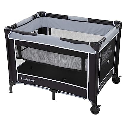 Portable Playard with Bassinet
