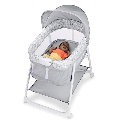 Disney Baby Winnie The Pooh Slumber Party Soothing Bassinet