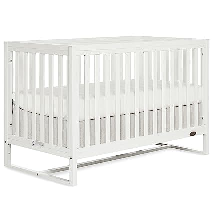 On Me Arlo 5-in-1 Convertible Crib