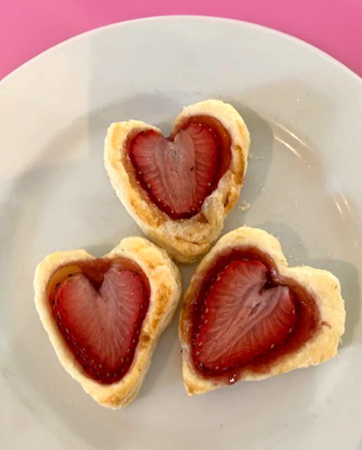 Snacks, Dessert Lovely Heart Strawberry Tarts Recipe