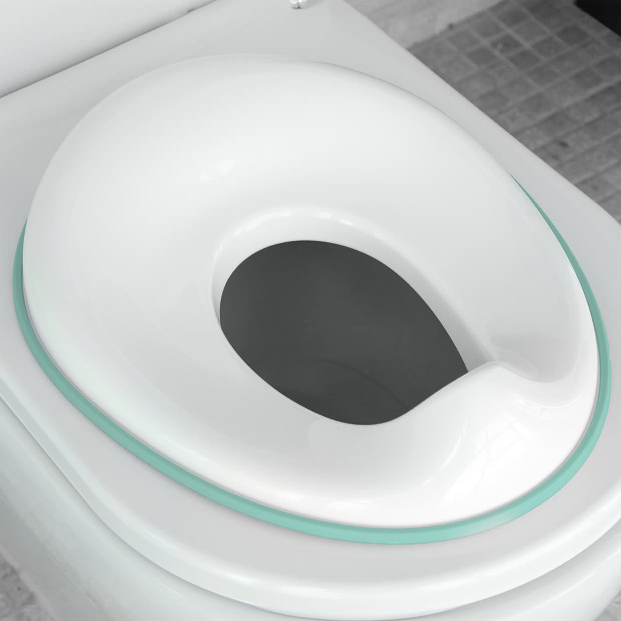 Potty Training Seat with Storage Hook