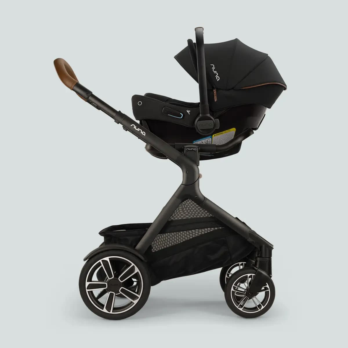 PIPA urbn & DEMI next Travel System